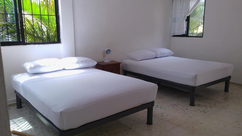 Hostal Haina 칸쿤 외부 사진